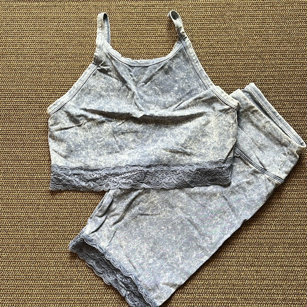 Biker shorts and tank top set!